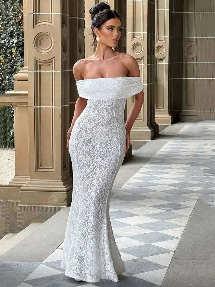 Robe en dentelle très chic